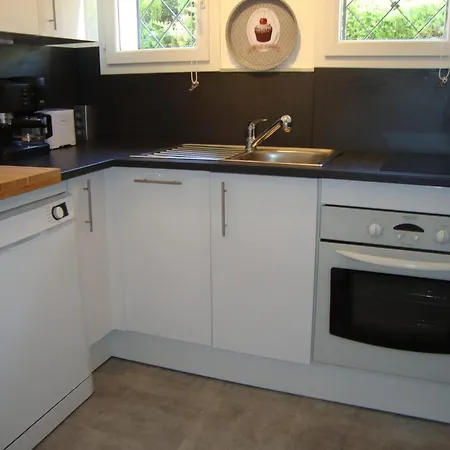 Appartement Cosy A Saint-raphael - 65 M² - Jardin Prive *