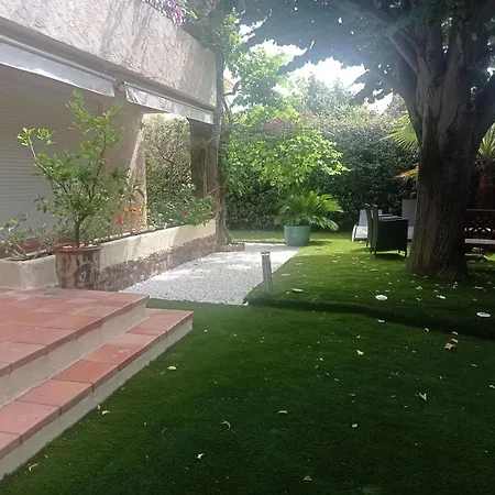 Cosy A Saint-raphael - 65 M² - Jardin Prive Apartmán *