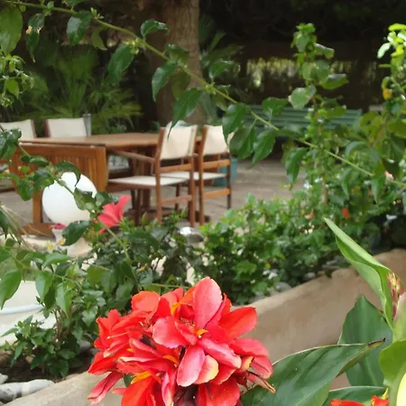 Cosy A Saint-raphael - 65 M² - Jardin Prive Apartmán