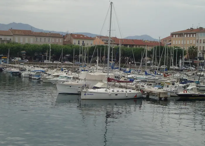 Cosy A Saint-raphael - 65 M² - Jardin Prive Apartmán Saint-Raphaël