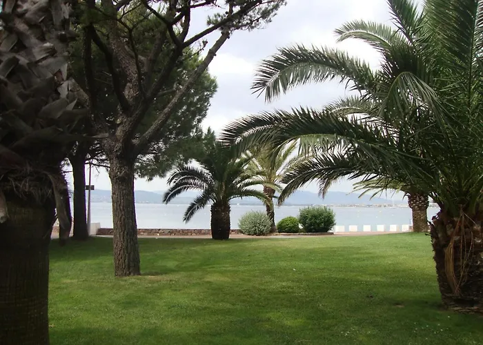 Cosy A Saint-raphael - 65 M² - Jardin Prive Apartmán